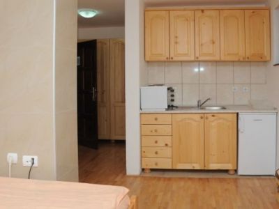 Trokrevetni studio na prvom spratu br. 9