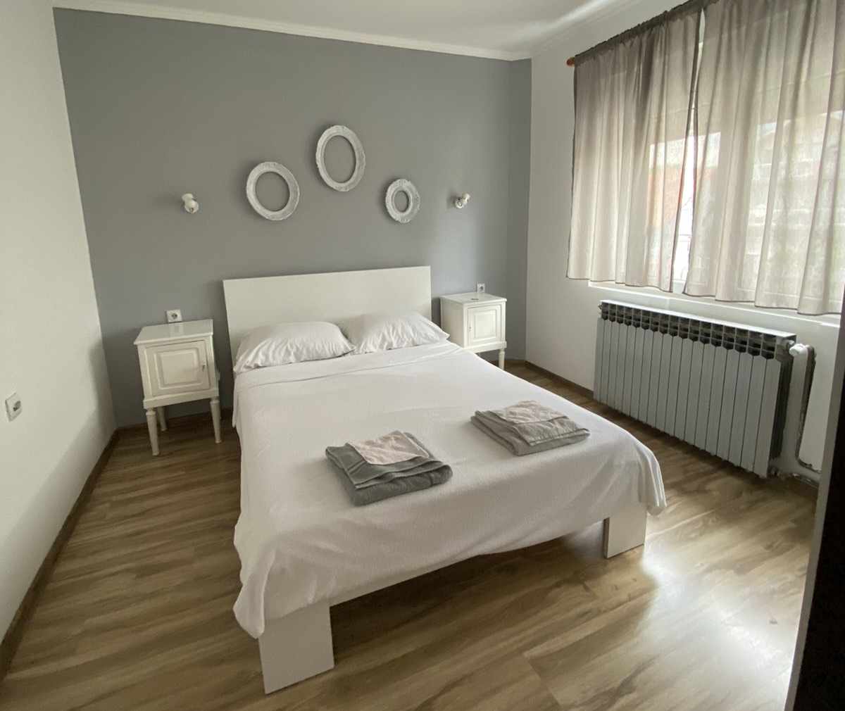 Apartmani "Viktorija, Nina i Hana"